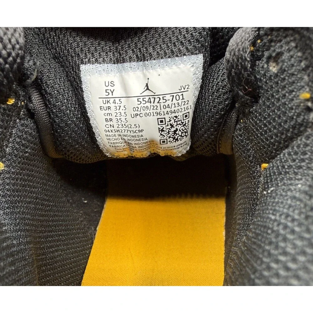 Nike heritage style